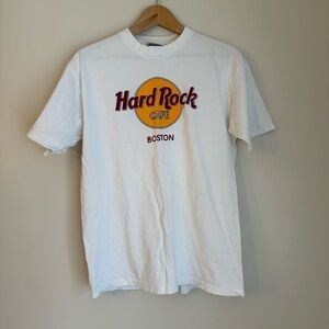 Early 2000s Hard Rock Cafe Boston T-shirt Size Medium